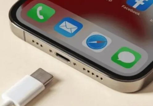 五台苹果15维修分享iPhone15改USB-C接口后能和安卓用户互借充电器吗